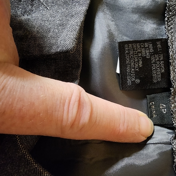 2 piece suit - Picture 5 of 5